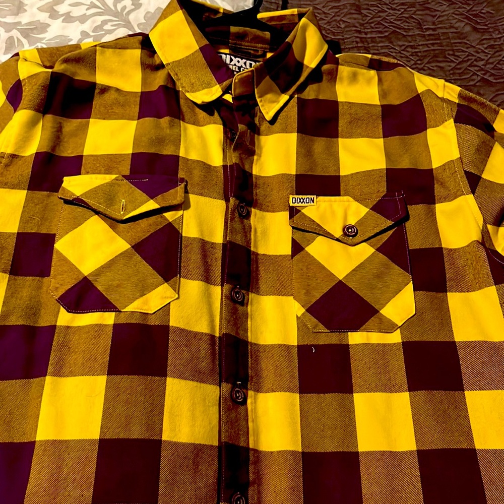 Kobe Bryant Dixxon flannel Mamba size XL brand new